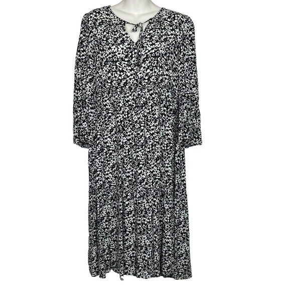 Zara Dresses & Skirts - Zara Dress L Black White Floral Bell Sleeve Modest Cottagecore Feminine Boho